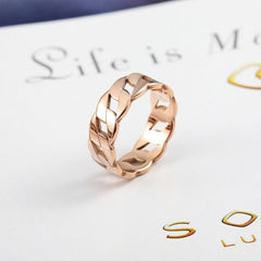 Rose Gold / 10 Cassie Ring